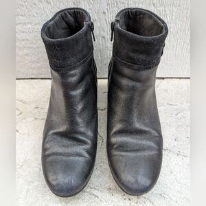 Clarks Emslie Twist Black Leather Ankle Boots Booties Women's Size 9.5